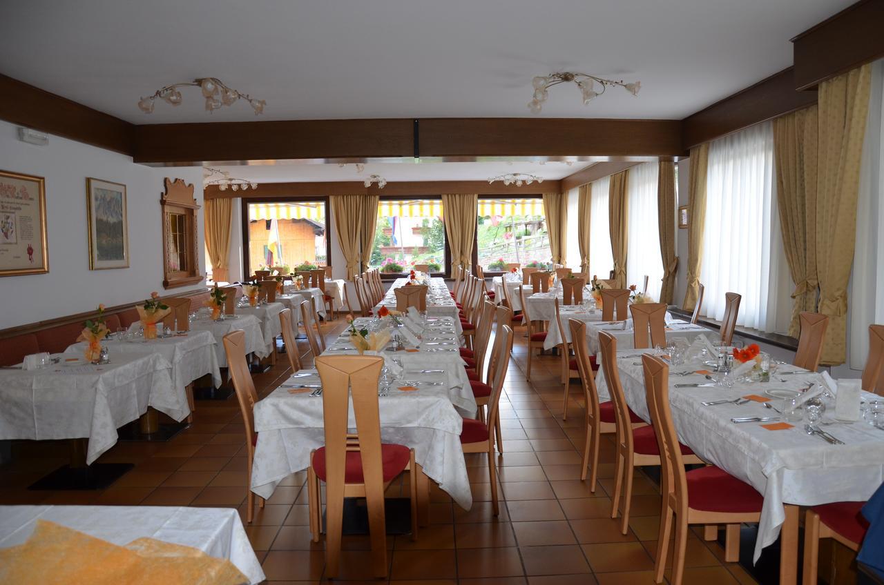Sporthotel Enrosadira Campitello di Fassa Exterior foto